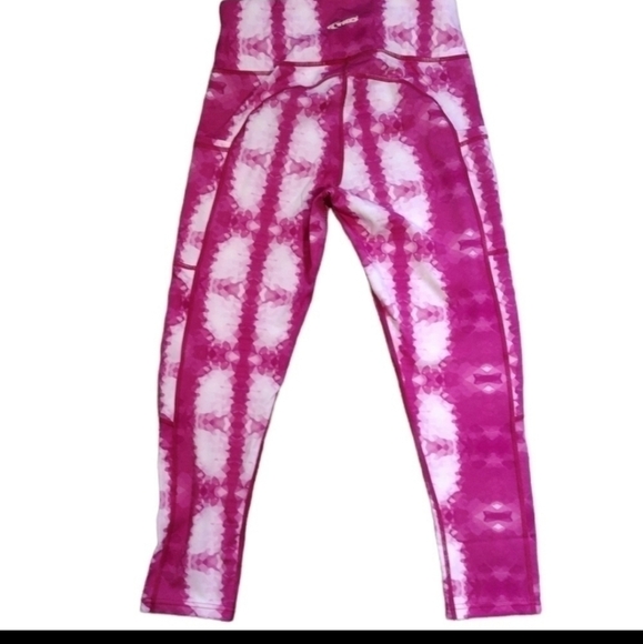 TKO Capris Athletic Leggings NWT - Picture 3 of 8